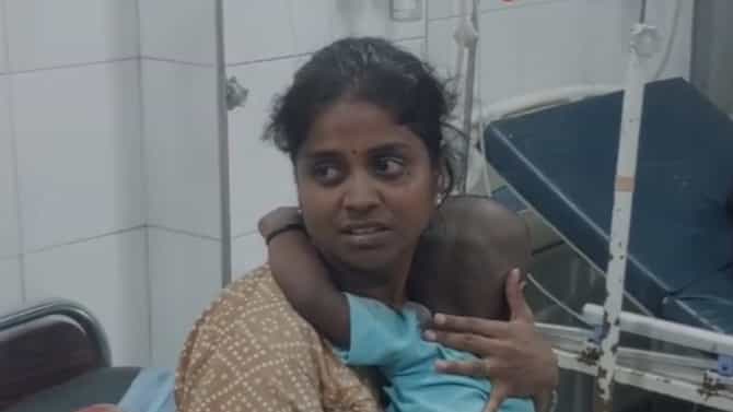 कौटुंबिक वादातून पित्याचा स्वत:च्या लेकीवर हल्ला, आईच्या प्रसंगावधानामुळे वाचले प्राण