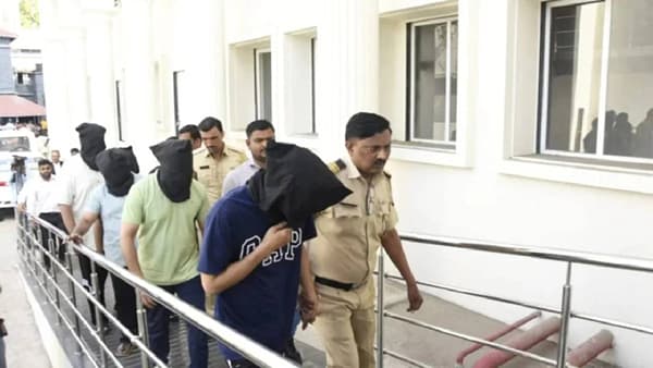 Nashik | नाशिकच्या धर्मांतरण प्रकरणानंतर मोठा बदल, कंपनीतील उच्चपदस्थांनी घेतला कठोर निर्णय, राज्यभरातील…