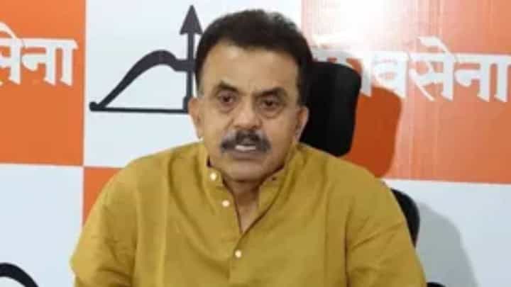 Sanjay Nirupam | तुम्ही तर टुकार माणूस आहात... मराठी सक्तीवरून मनसे आणि शिंदे गटात जुंपली; कुणी कुणाला सुनावले? Sanjay Nirupam | तुम्ही तर टुकार माणूस आहात... मराठी सक्तीवरून मनसे आणि शिंदे गटात जुंपली; कुणी कुणाला सुनावले?