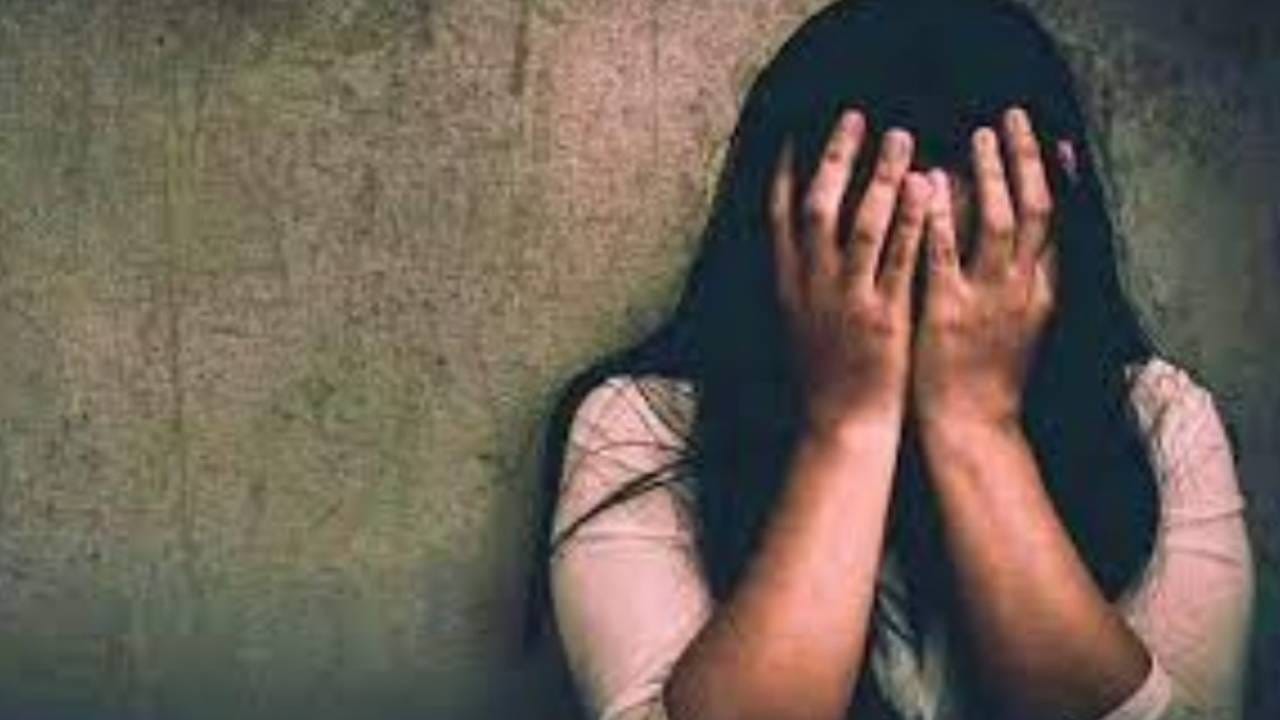 Amravati | अमरावतीत पुन्हा भयंकर घडलं, अज्ञात मुलगा लेकीला वाईट नजरेने पाहतो म्हणून पालकांनीच केलं डोकं चक्रावणारं कृत्य