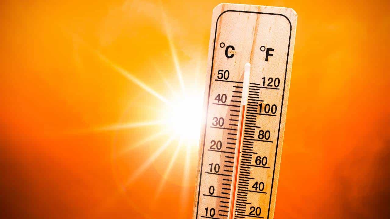 Nagpur Temperature | विदर्भात उष्णतेची लाट कायम; अकोल्यात 45°C, नागपुरात पारा 44°C पार करण्याची शक्यता
