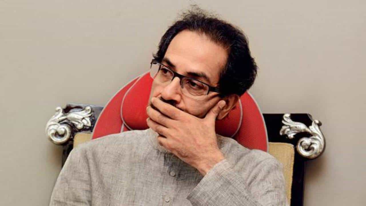 UBT | ठाकरे गटाला पुन्हा मोठा धक्का, खासदार उद्धव ठाकरेंची साथ सोडणार? राजकारणात खळबळ