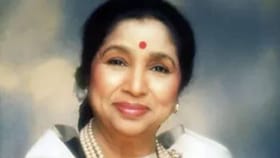 सुरांचा अमर आवाज हरपला... आशा भोसलेंच्या निधनावर देवेंद्र फडणवीसांचं भ