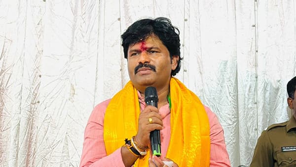 हे ज्याने केलं त्याच्या... धर्म विचारून हल्ला करताच पडळकर प्रचंड संतापले; केली मोठी मागणी!