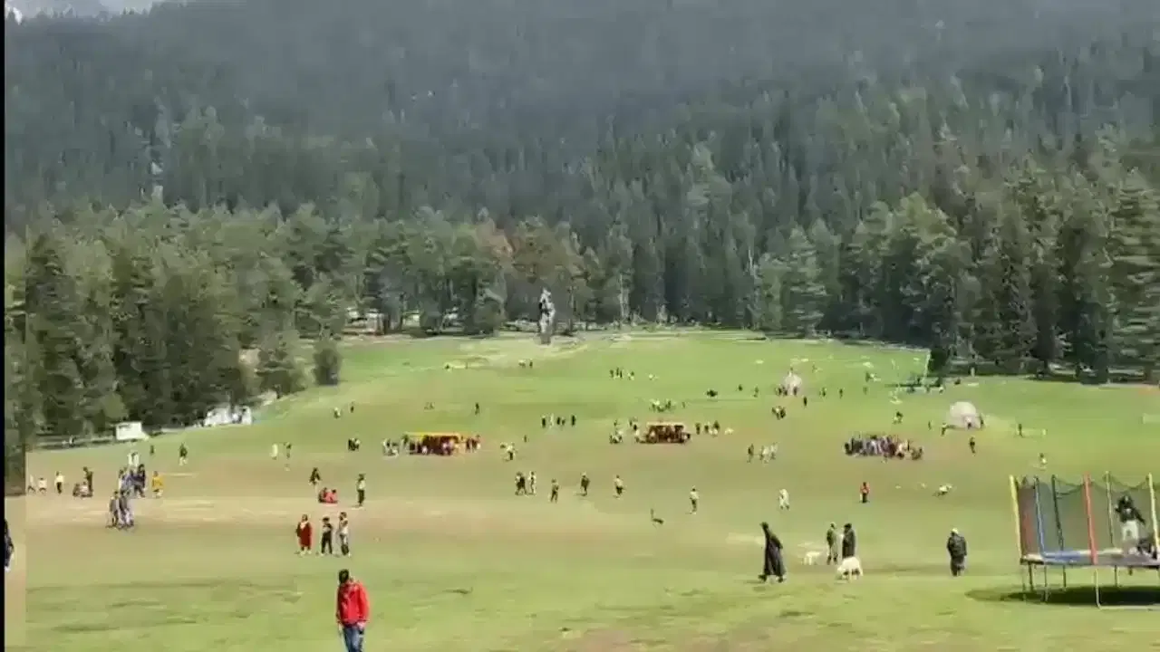 Pahalgam Attack: दहशतवादी हल्ल्याला एक वर्ष… पीडितांना छळणाऱ्या आठवणी अजूनही ताज्या