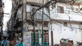 पाकिस्तानात हाहाकाराला सुरूवात, वीज पुरवठा खंडीत, तब्बल इतके तास..