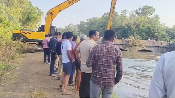 पहाटे काही सेकंदात होत्याचे नव्हते झाले... खळबळ उडवणारी घटना, थेट कालव्यातच..