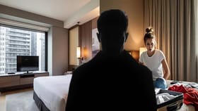 हॉस्टेलच्या मुलींसाठी राजकारणी लावतात बोली, त्या व्हिडीओने मोठी खळबळ.