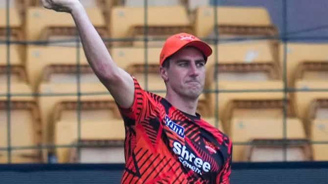 IPL 2026 स्पर्धा सुरू असताना पॅट कमिन्स ऑस्ट्रेलियाला परतला, हैदराबादचा कर्णधार परतणार की नाही?
