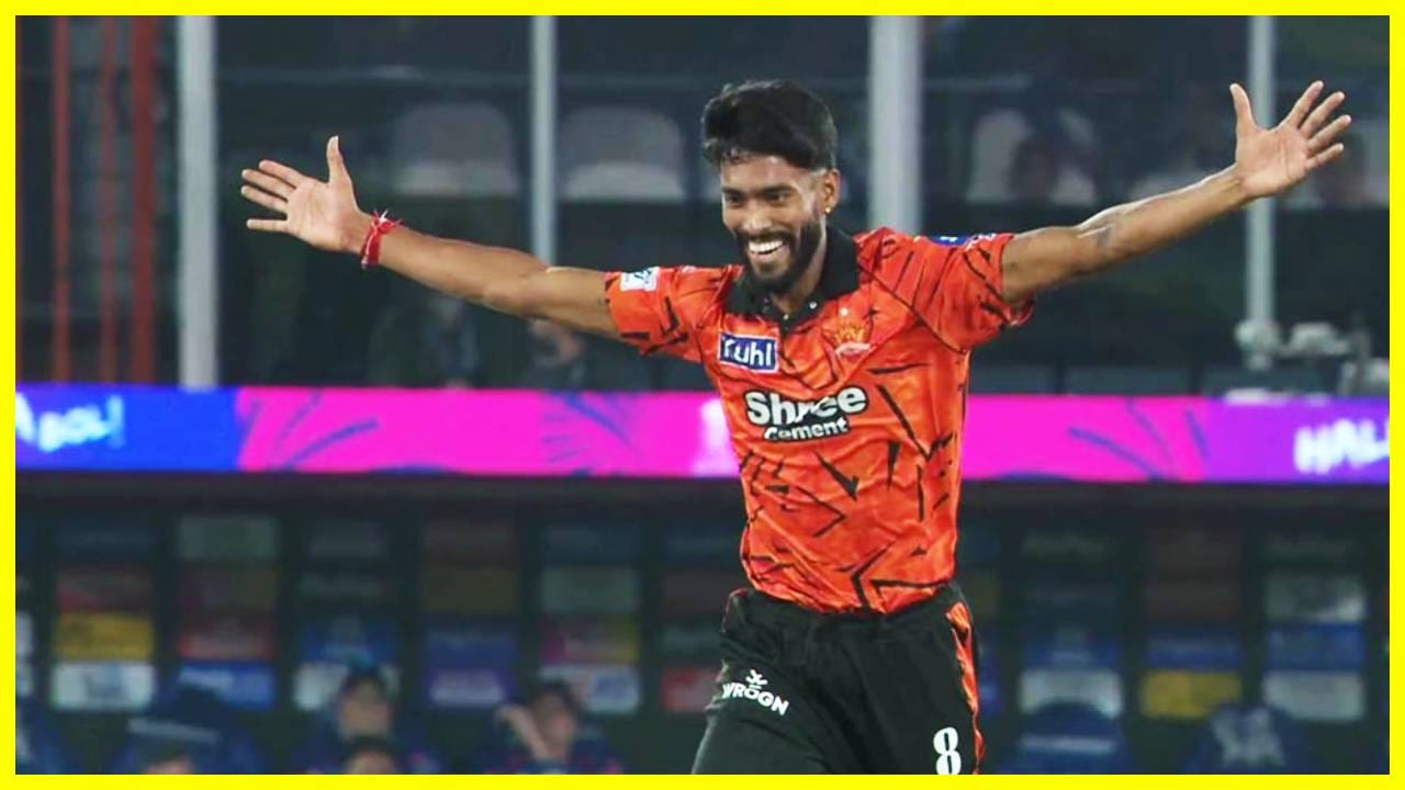 प्रफुल्ल हिंगे याचा जन्म 2002 मध्ये नागपूरमध्ये झाला. त्याने 12 वर्षांचा असताना क्रिकेट खेळायला सुरुवात केली. सुरुवातीला तो फलंदाज होऊ इच्छित होता. पण त्याच्या वडिलांनी त्याला गोलंदाज होण्याचा सल्ला दिला. हा सल्ला आज मोलाचा ठरला आहे.