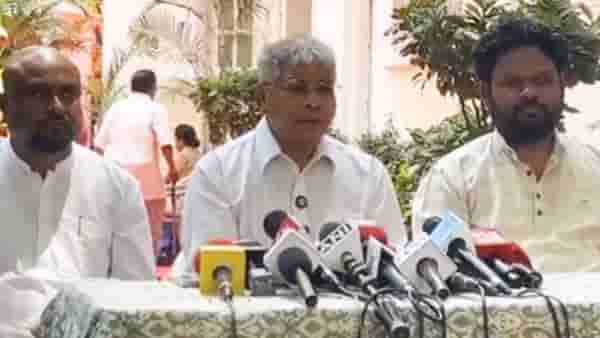Prakash Ambedkar : हा तर आरक्षण संपवण्याचा डाव... SC उपवर्गीकरणावरून प्रकाश आंबेडकरांचा निशाणा, सरकारला दिला तो गंभीर इशारा