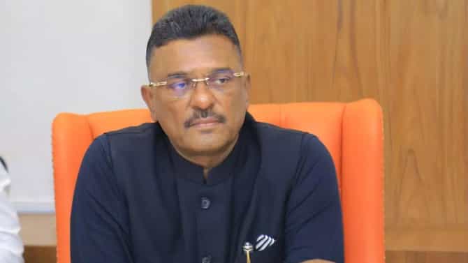 आता फक्त 48 तासांमध्ये मराठी शिकता येणार, राज्य सरकारचा मोठा निर्णय; मंत्री सरनाईक यांनी काय म्हटलं?