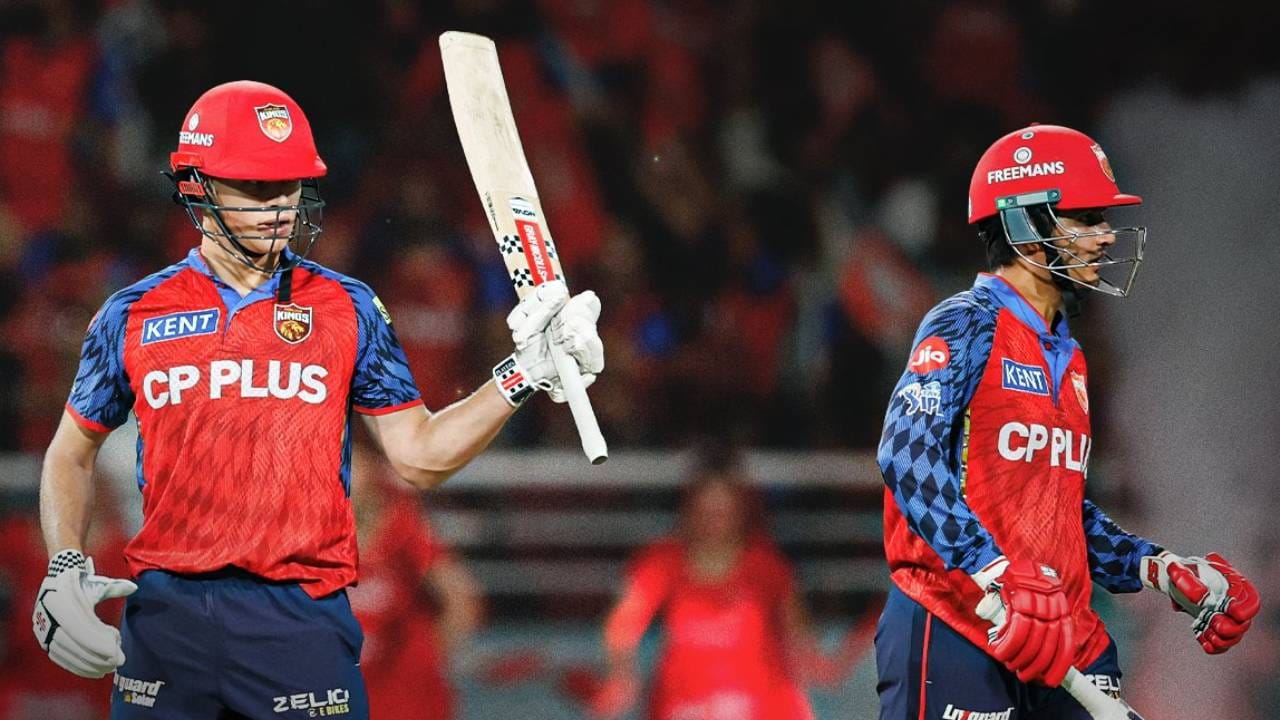 पंजाब किंग्सने सहा सामन्यापैकी पाच सामन्यात मोठा विजय मिळवला आहे. तर एक सामना पावसामुळे रद्द झाला. या सामन्यातून एक गुण मिळाला आहे. पहिल्या सहा सामन्यात 11 गुण मिळवणारा पंजाब किंग्स हा पहिला संघ ठरला.  (Photo: Punjab Kings Twitter)