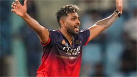 IPL: 1.60 कोटीत विक्री झालेल्या खेळाडूवर चप्पल घालून खेळण्याची वेळ.