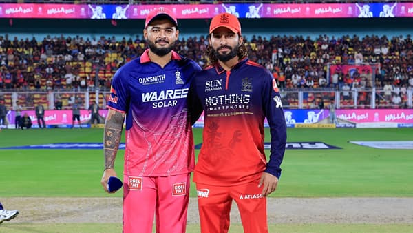 RR vs RCB Rain : पावसाच्या खोड्यानंतर अखेर सामना सुरु, किती ओव्हर कट? जाणून घ्या