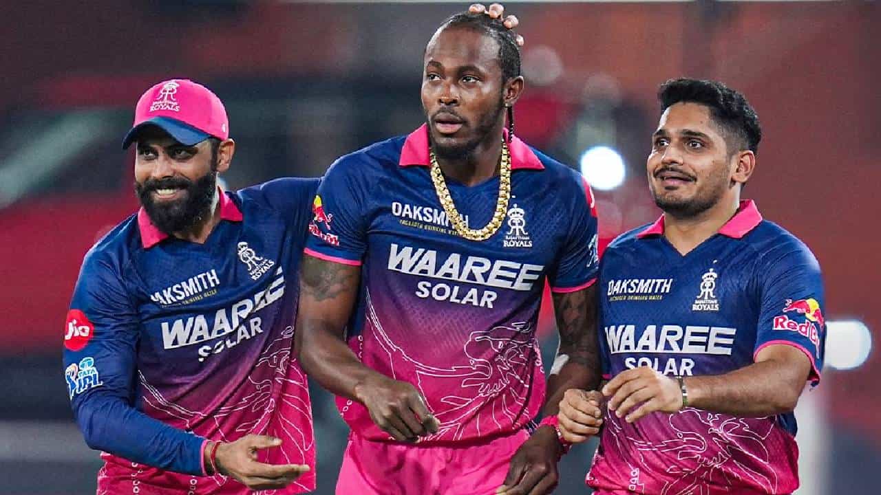 SRH vs RR: हैदराबादविरुद्धच्या सामन्यात रियान परागने एकही षटक रवींद्र जडेजाला दिलं नाही, कारण...