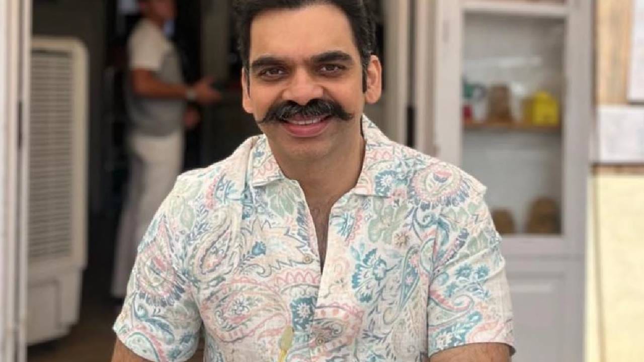 असं असलं तरी वैयक्तिक आयुष्य आणि प्रोफेशन आयुष्य त्यांनी वेगळं ठेवलंय. मात्र काही महिन्यांपूर्वी राहुल यांनी केलेल्या एका घोषणेने अनेकांना मोठा धक्का बसला.  17 वर्षांच्या संसारानंतर  राहुल व त्यांची पत्नी नेहा यांनी विभक्त होण्याचा निर्णय घेतला, ज्याबद्दल राहुल देशपांडे यांनी त्यांच्या सोशल मीडिया अकाऊंटवर एक पोस्ट लिहीली होती. त्यानंतर अनेक महिन्यांनी एक पॉडकास्टमध्ये राहुल देशपांडे हे वैयक्तिक आयुष्यातील या निर्णयाबद्दल आणि सोशल मीडियावर ही पोस्ट का केली याबद्दलही मोकळेपणाने बोलले