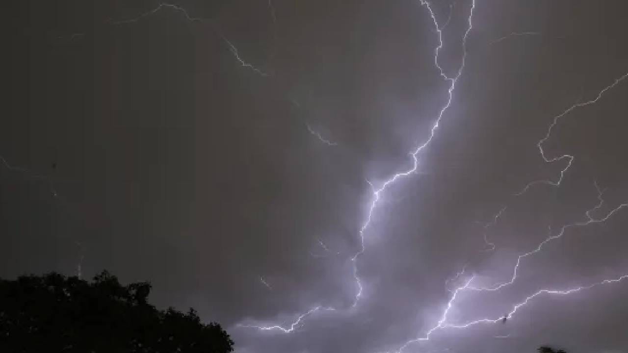 आजही तो कोसळणार.. पावसाचा अलर्ट, वातावरणात होणार मोठा बदल, थेट.. आजही तो कोसळणार.. पावसाचा अलर्ट, वातावरणात होणार मोठा बदल, थेट..