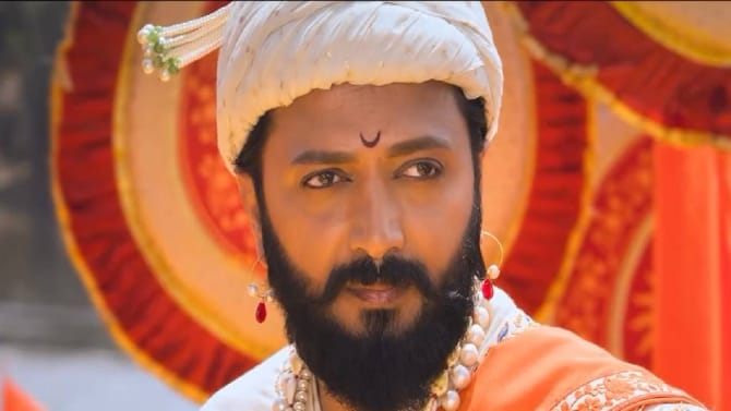 'राजा शिवाजी'चा टीझर जबरदस्त पण नेटकऱ्यांना खटकल्या काही गोष्टी