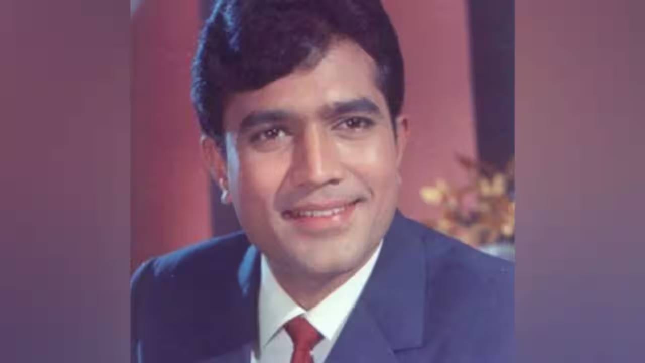 राजेश खन्ना यांची एक झलक पाहण्यासाठी चाहते काहीही करायला तयार असत. विशेषतः मुलींमध्ये त्यांची प्रचंड फॅन फॉलोइंग होती. असे म्हटले जाते की, अनेक मुली त्यांच्या गाडीला चुंबन घेऊन लिपस्टिकच्या खुणा सोडून देत. लोक त्यांच्या बंगल्याच्या बाहेर तासन् तास उभे राहत, फक्त त्यांना एकदा पाहण्यासाठी. त्या वेळी अशी क्रेझ दुसऱ्या कोणत्याही स्टारसाठी दिसला नव्हता. 