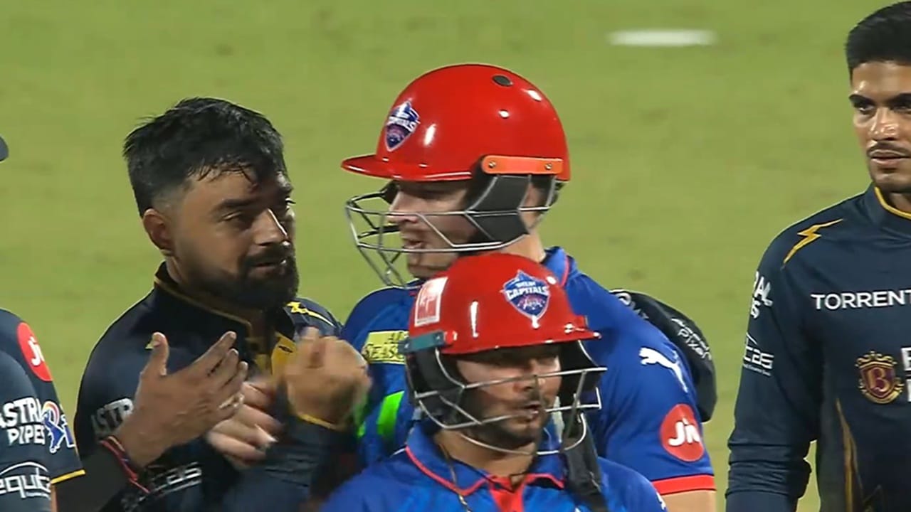 DC vs GT : येडा रे येडा, मिलरच्या चुकीमुळे दिल्लीने जिंकलेला सामना गमावला, गुजरातचा 1 रनने सनसनाटी विजय DC vs GT : येडा रे येडा, मिलरच्या चुकीमुळे दिल्लीने जिंकलेला सामना गमावला, गुजरातचा 1 रनने सनसनाटी विजय