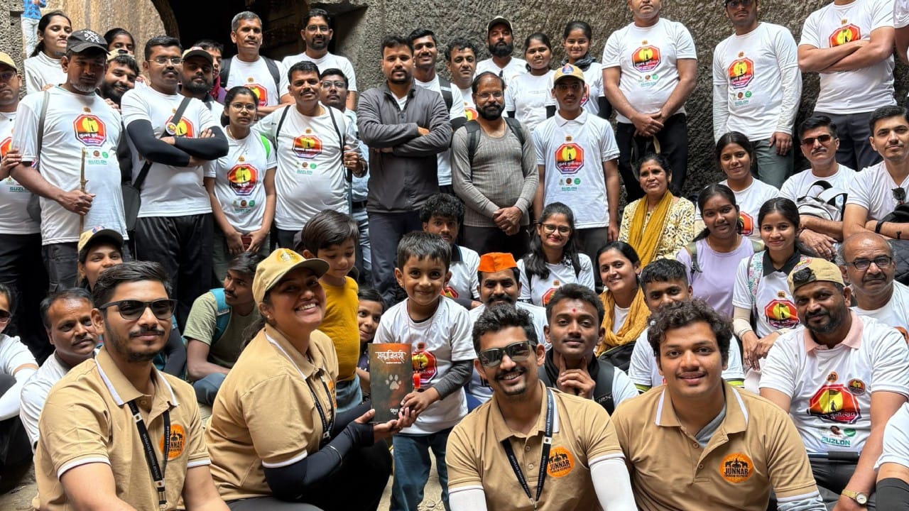 जिद्द, धाडस आणि अचाट इच्छाशक्तीच्या जोरावर मावळ तालुक्यातील ओझर्डे येथील अवघ्या पावणे तीन वर्षांच्या रायाजी सुधीर घारे याने महाराष्ट्राच्या गिरीरोहण क्षेत्रात नवा इतिहास रचला आहे.