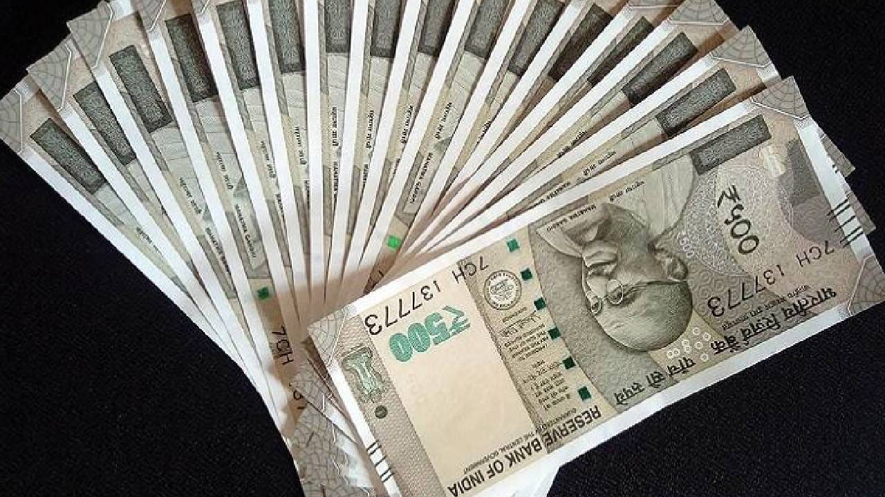 डिस्क्लेमर : टीव्ही 9 मराठी कुठल्याही स्टॉक, म्युच्युअल फंड, आयपीओमध्ये गुंतवणूक करण्याचा सल्ला देत नाही. येथे केवळ त्याची माहिती देण्यात आली आहे. गुंतवणुकीपूर्वी तज्ज्ञाचा, आर्थिक सल्लागाराचा सल्ला आवश्य घ्या.