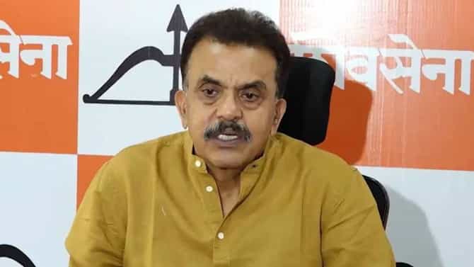 Sanjay Nirupam : रिलायन्स, बिर्ला यांच्या कंपन्यांमध्ये काम करणारे सगळे लोक मराठीत बोलतात का? संजय निरुपम यांचा सवाल