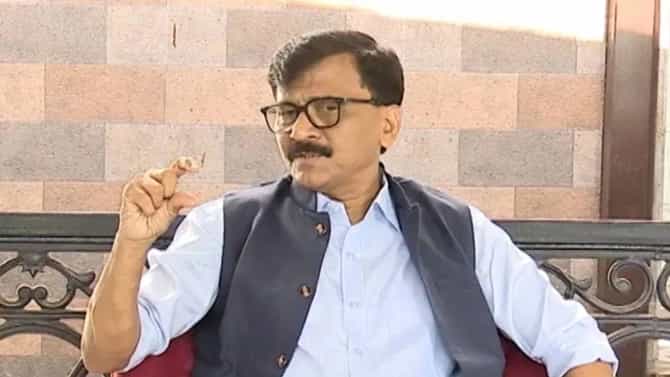 Sanjay Raut : मुंबई महापौरांच्या घशाच्या आजारावर प्रश्न राऊत म्हणाले,एखाद्याच्या हाताला गुण असतो, तर एखाद्याच्या अवयवाला