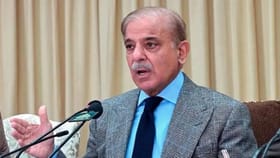 युद्धविराम घडवून आणणाऱ्या पाकिस्तानला तब्बल 200 अब्ज रुपयांचा फटका.