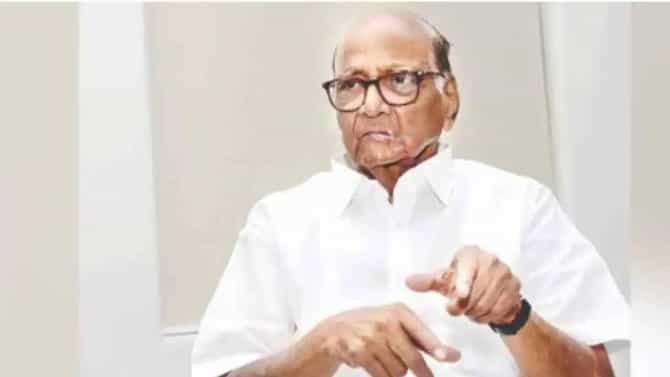 Sharad Pawar : पुढच्या तीन दिवसात महत्वाची राजकीय घडामोड, मोठा नेता शरद पवारांची साथ सोडू शकतो