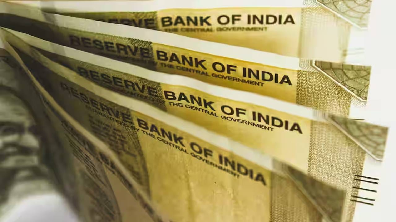 या कंपनीने पहिल्यांदा 2001 मध्ये एक्स डिव्हिंड ट्रेड केला होता. तेव्हा पात्र गुंतवणूकदारांना एका शेअरवर 2 रुपयांचा डिव्हिडंड देण्यात आला होता. त्यानंतर कंपनीने 6 वर्षांनी 2007 मध्ये लाभांश दिला होता. तेव्हा एका शेअरवर 4.5 रुपयांचा लाभांश देण्यात आला होता. 