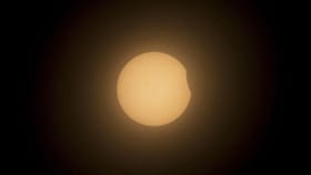 सूर्यग्रहण कोणत्या अमावास्येला लागणार? पाहा तारीख आणि वेळ.