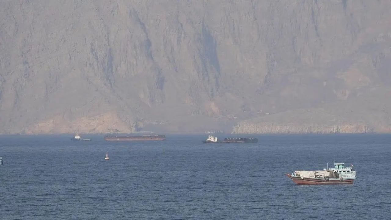 होर्मुज खाडीत भारतीय जहाजासोबत खळबळ उडवणारा प्रकार, थेट ऑडिओ पुढे, कॅप्टनने..