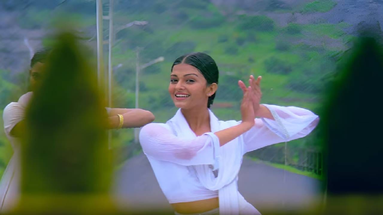 चित्रपटात ऐश्वर्याने पहिल्यांदा मेकअप केवळ 'कहीं आग लगे लग जाए' या गाण्याच्या शूटिंगवेळी केला होता. उर्वरित चित्रपटात तिचे नैसर्गिक सौंदर्य आणि साधेपणाच पडद्यावर दिसला. हा लूक प्रेक्षकांना खूप आवडला आणि ऐश्वर्याच्या अभिनय क्षमतेला एक नवीन ओळख मिळाली. ए.आर. रहमान यांचे संगीत चित्रपटाची सर्वात मोठी ताकद होते. 'रामता जोगी', 'इश्क बिना', 'ताल से ताल मिला' ही गाणी आजही तितकीच लोकप्रिय आहेत.