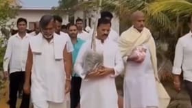 ना आईच्या अस्थींचं विसर्जन, ना दहावं, ना तेरावं, तुकाराम मुंढे यांचा.