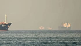 होर्मुज खाडीत हाहाकार! अमेरिकेला सर्वात मोठा दणका, थेट अमेरिकन हवाई...