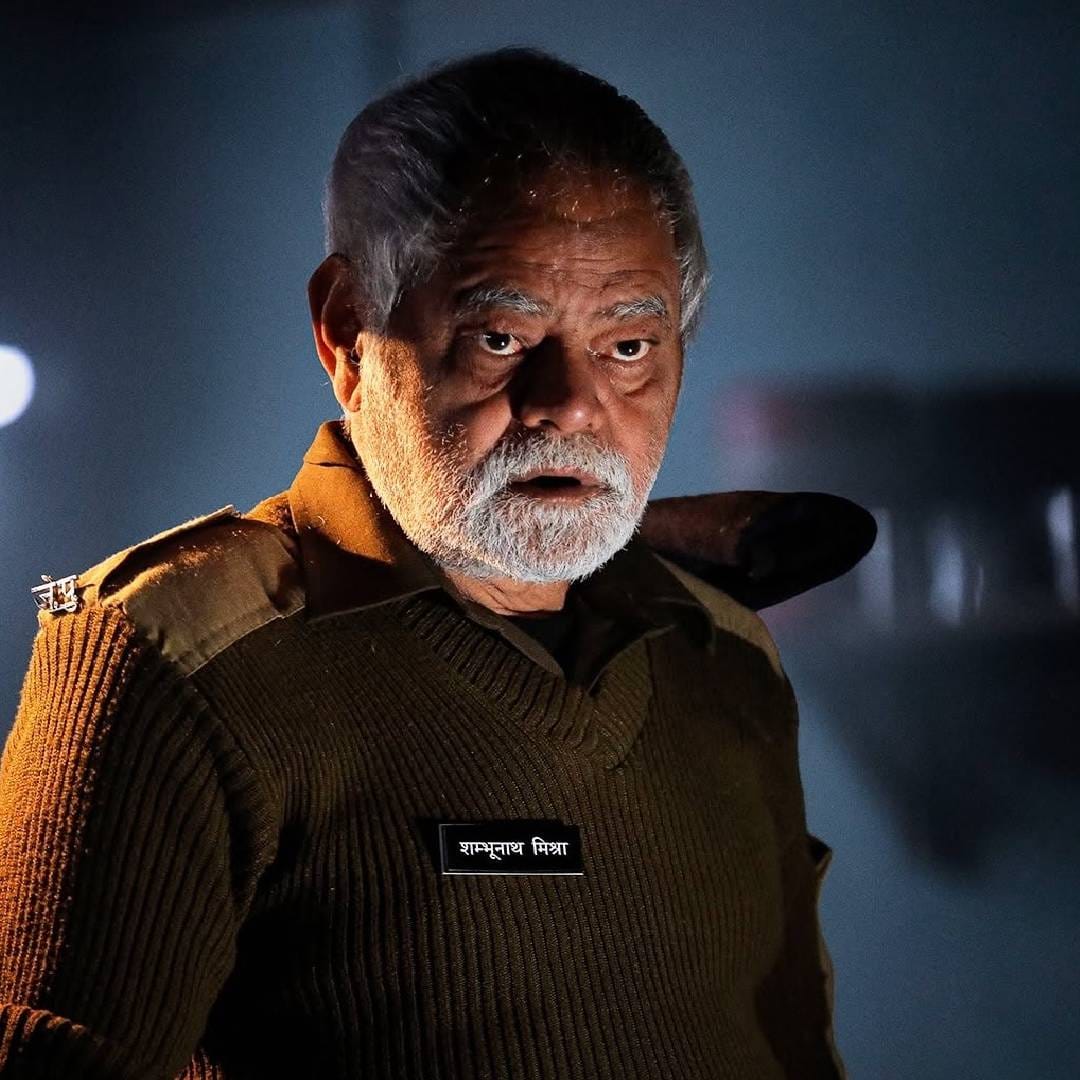 'वध 2' हा चित्रपट नेटफ्लिक्सच्या टॉप 10 ट्रेंडिंग चित्रपट आणि सीरिजच्या यादीत पहिल्या क्रमाकांवर आहे. मर्डर मिस्ट्री, सस्पेन्स आणि थ्रिलरचे तुम्ही चाहते असाल, तर हा चित्रपट आवर्जून पहा. आयएमडीबीवर या चित्रपटाला 7.5 रेटिंग मिळाली आहे. 
