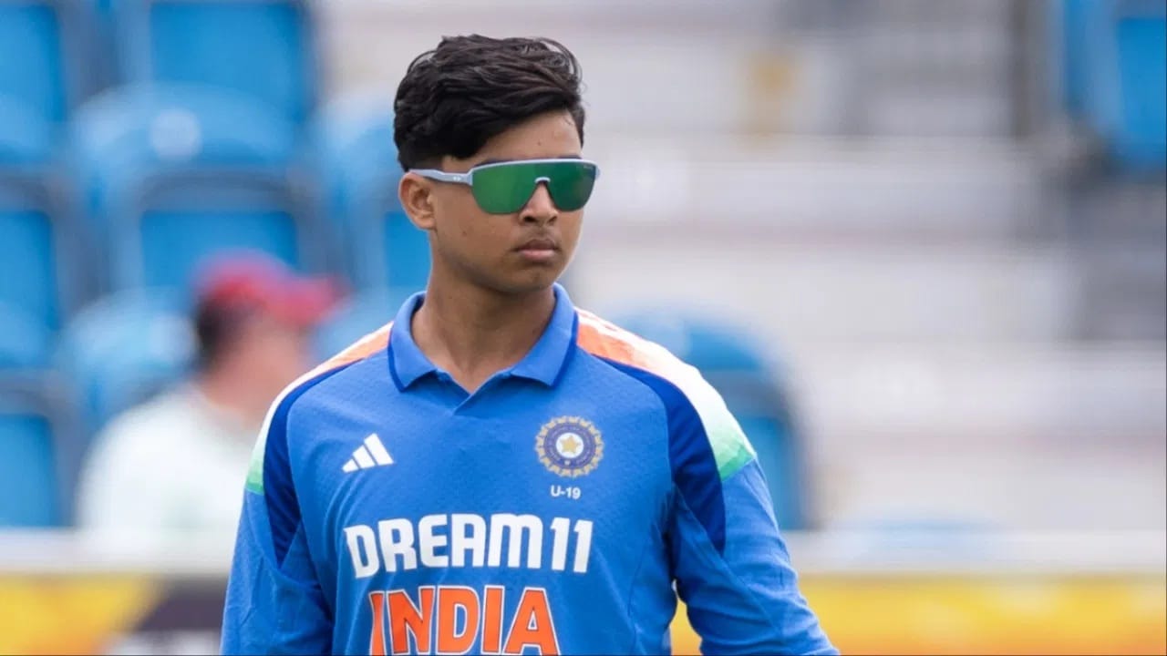 IRE vs IND : टीम इंडियात निवड झाल्यास Vaibhav Sooryavanshi याला मिळणार इतके लाख, आकडा किती? IRE vs IND : टीम इंडियात निवड झाल्यास Vaibhav Sooryavanshi याला मिळणार इतके लाख, आकडा किती?