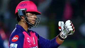 वैभव सूर्यवंशीची बॅट स्विंग पाहून युवराज सिंगही आवाक्, पण एक मोठी गोष्ट सांगून गेला