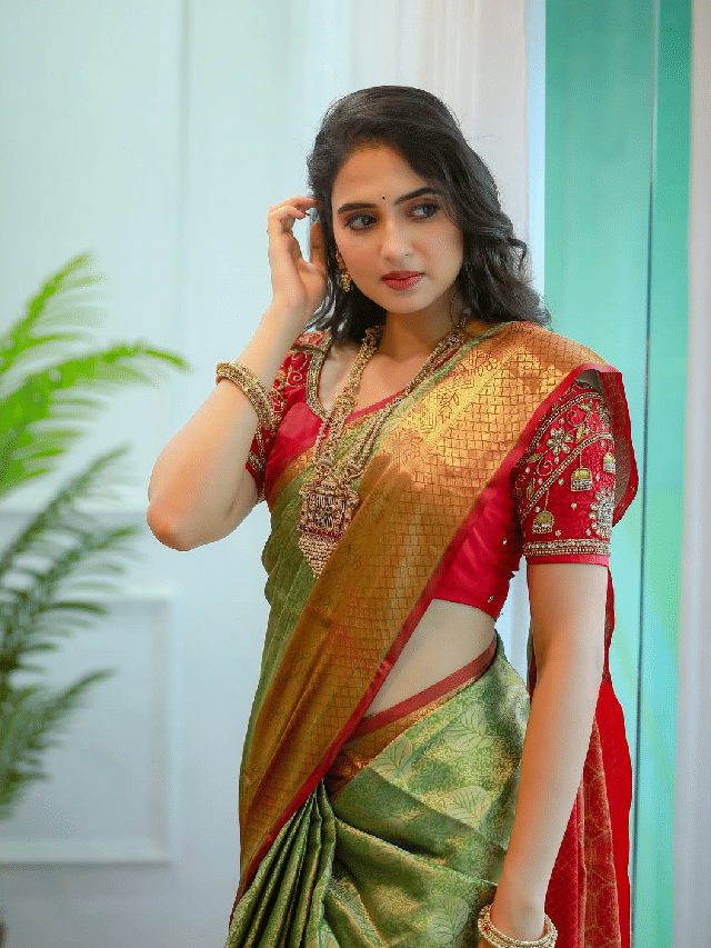 सौंदर्यात गिरिजा ओकला मागे टाकते ही अभिनेत्री, फोटो पाहूनच चाहते घायाळ