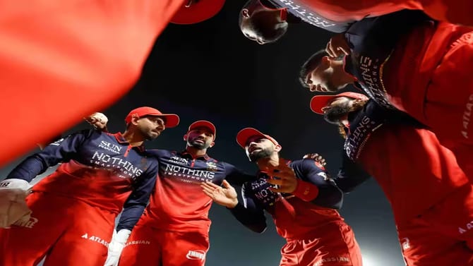 IPL 2026 Points Table : आरसीबीचा पॉइंट्स टेबलमध्ये दबदबा