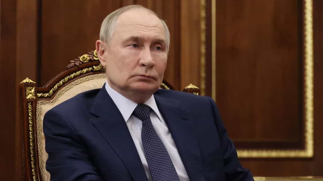 मोठी बातमी! पाकिस्तान मालामाल, भारताचा मित्र रशियाचं पाकला मोठं गिफ्ट, पुतिन यांची सर्वात मोठी घोषणा