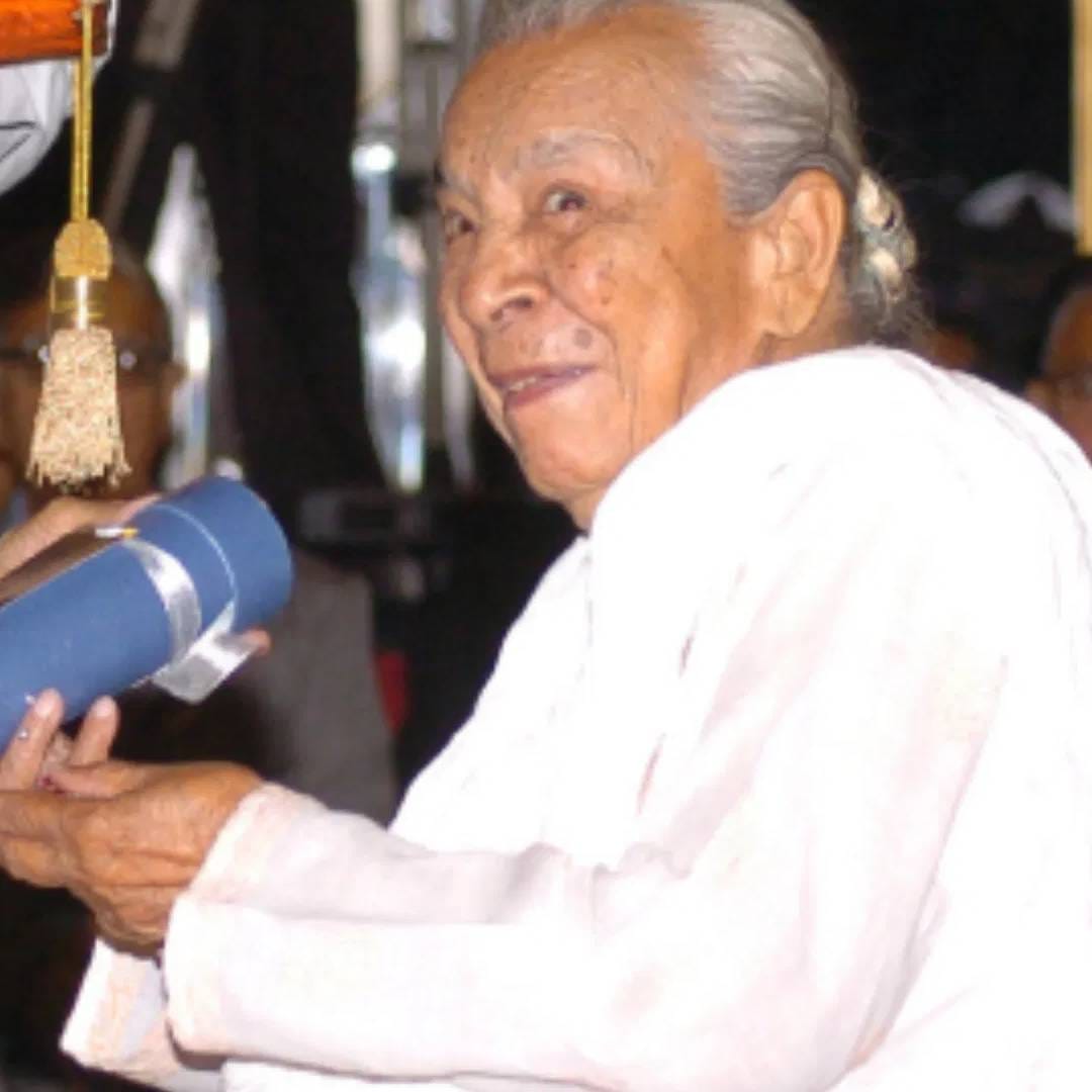 या फिल्मला कान्समध्ये ग्रांड प्रिक्स अवॉर्ड मिळाला. सध्याच्या जमान्यात हा पुरस्कार 'पाल्मे डी'ओर' म्हणून ओळखला जातो. खास बाब म्हणजे या चित्रपटाला कान्सच्या पहिल्या सोहळ्यातच या पुरस्कारने सन्मानित करण्यात आलेलं. 