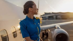 एअर होस्टेसला खरच लग्न करता येत नाही का? जाणून घ्या काय आहे नियम?.