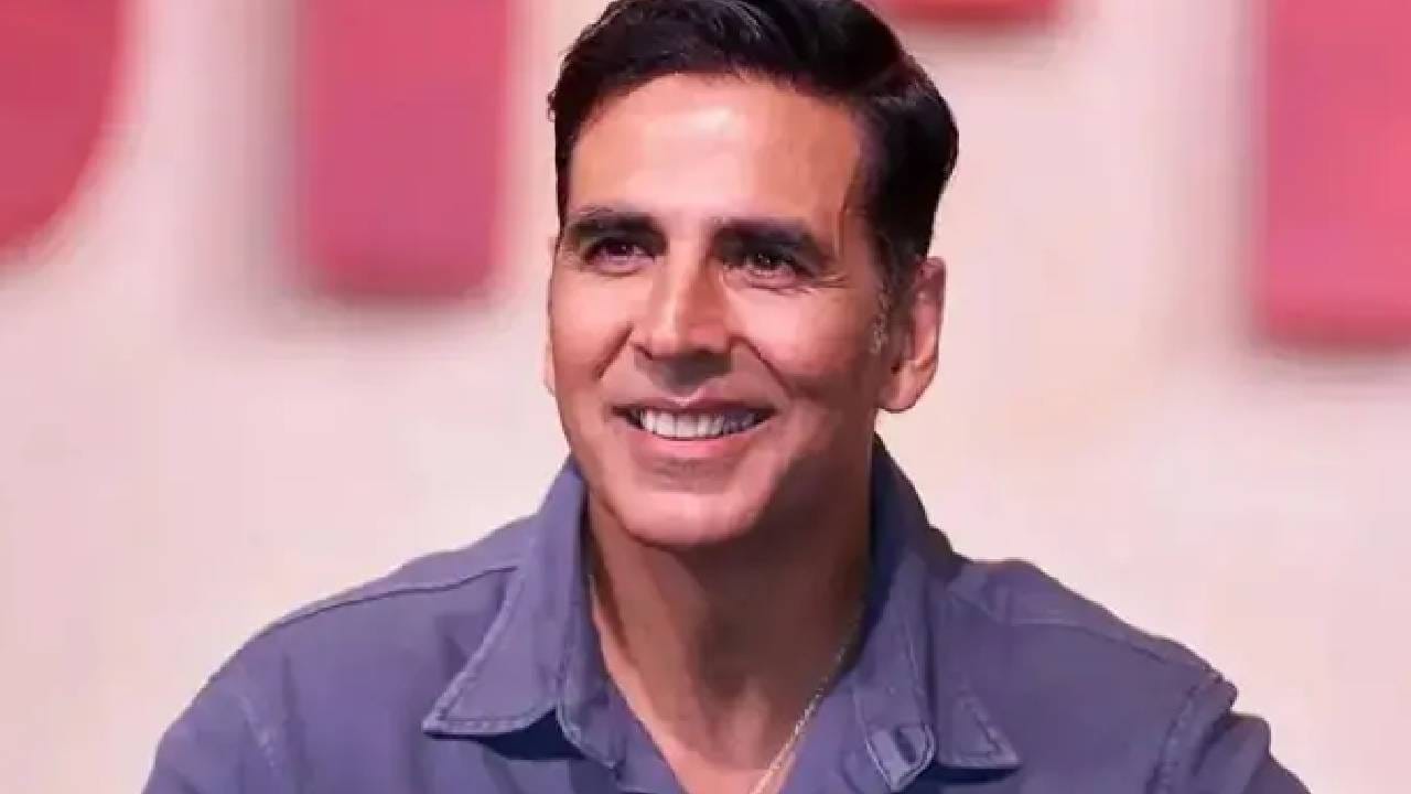 बॉलिवूडचा सुपरस्टार अक्षय कुमारने अभ्यासापेक्षा आपल्या आवडीला प्राधान्य दिले. त्याने मुंबईच्या गुरु नानक खालसा कॉलेजमधून शिक्षण अर्धवट सोडलं आणि मार्शल आर्ट्समध्ये प्राविण्य मिळवण्यासाठी तो बँकॉकला गेला. त्यामुळे त्याचं शिक्षणही पूर्ण झालेलं नाही.  