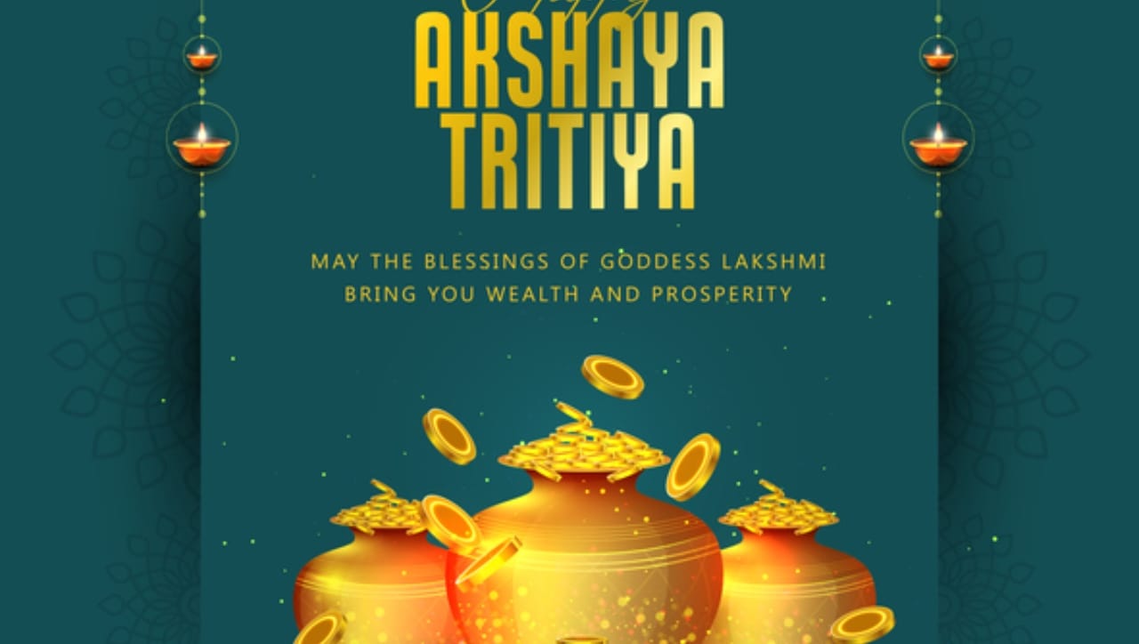 मराठी आणि संस्कृत व्याकरणानुसार, अक्षय्य (Akshaya) हा शब्द अधिक अचूक मानला जातो. क्षय म्हणजे नाश किंवा घट होणे आणि अक्षय्य म्हणजे ज्याचा कधीही क्षय होत नाही, जे कधीही संपत नाही किंवा ज्याची हानी होत नाही. या दिवशी केलेल्या कोणत्याही शुभ कार्याचे फळ हे अक्षय्य असते, म्हणजेच ते कधीही न संपणारे असते. त्यामुळेच या तिथीला अक्षय्य तृतीया असे संबोधले जाते.