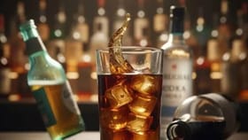 एका दारुच्या बॉटलने किती नशा चढते, नेमकं कसं ठरवलं जातं? वाचा लॉजिक!.