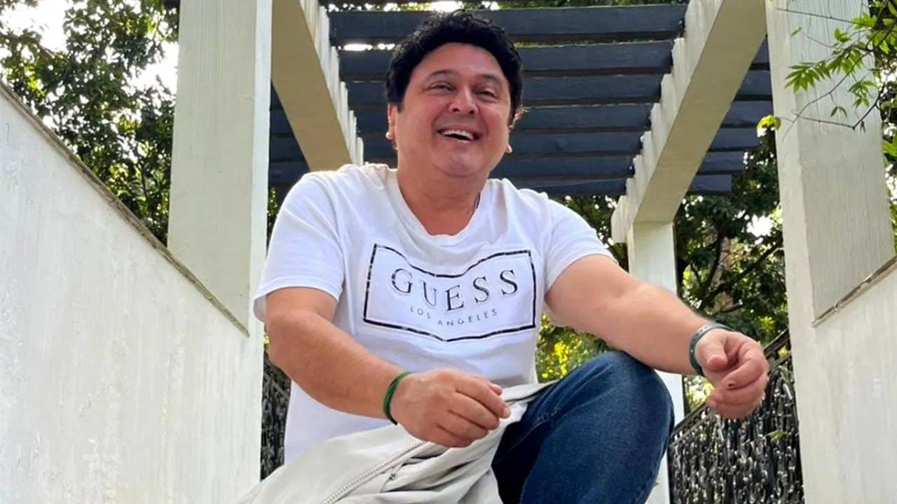 'कॉमेडी नाईट्स विथ कपिल'मधील दादीच्या भूमिकेमुळे त्याला प्रेक्षकांचं, चाहत्यांच खूप प्रेम मिळालं. मात्र, पडद्यावर स्त्री पात्र साकारल्यामुळे त्याच्या मुलांना शाळेत बराच त्रास सहन करावा लागत असे. त्याने अलीकडेच मनीष पॉलच्या पॉडकास्टमध्ये हा खुलासा केला.