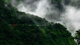 या हिल स्टेशन पुढे स्वर्ग फेल, विदेशी लोकांची पाहण्यासाठी होते गर्दी.